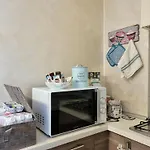 アパート Comfort House パルマ