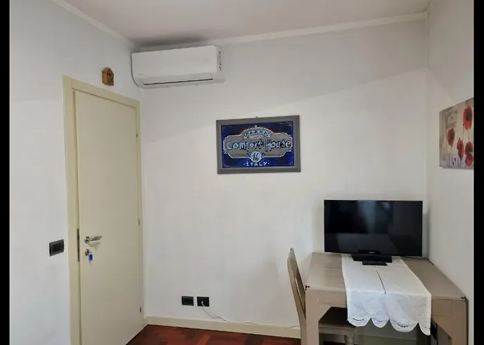 Comfort House Апартаменти Парма